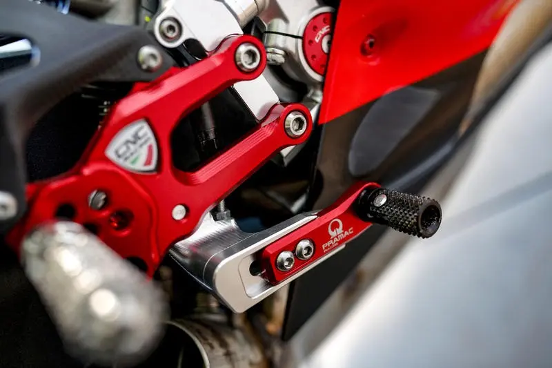 PE400PR_brake_01.webp