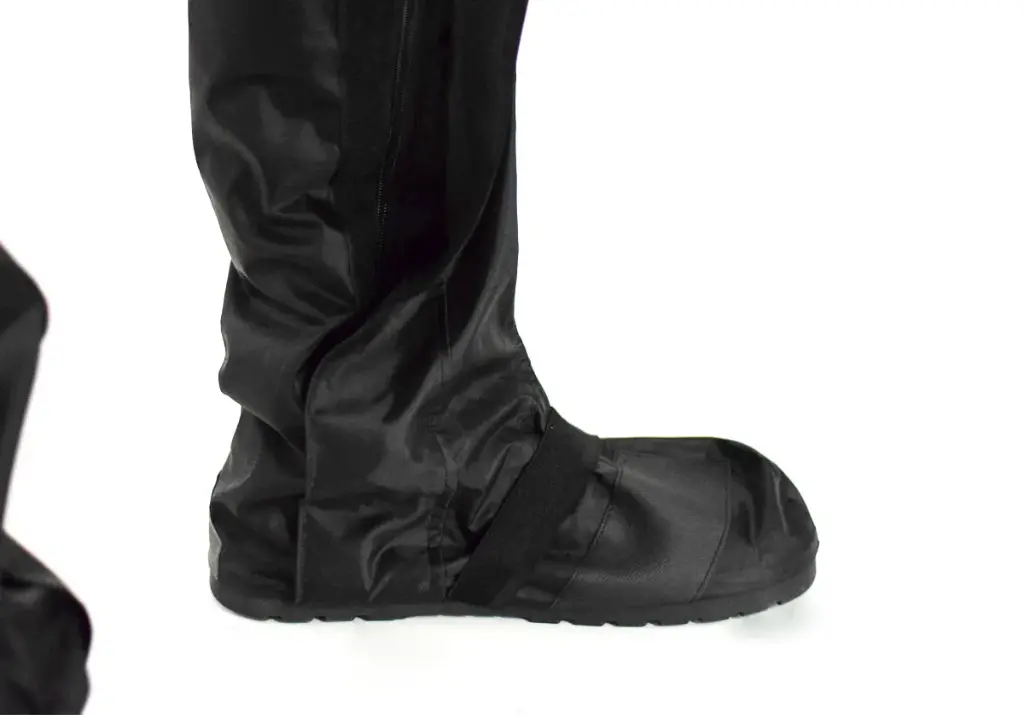 BOLZA07 Botas-impermeables-para-motos-vetrox_0002_Capa-7 (2).webp