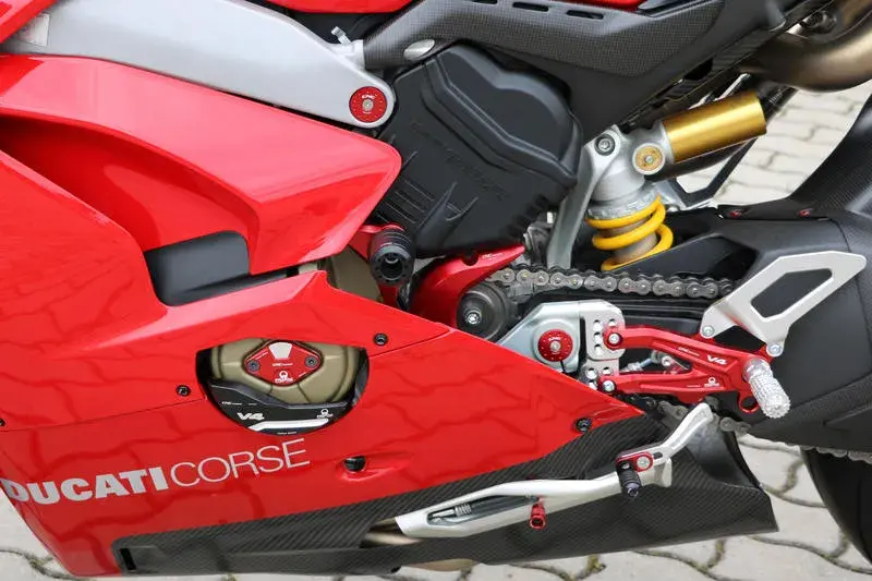 TT322R_mounted_LH.webp